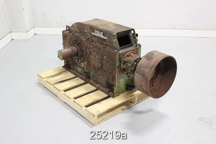 Used Falk 2090YN2-L Right Angle Gear Drive, Ratio 12.22/1 #25219