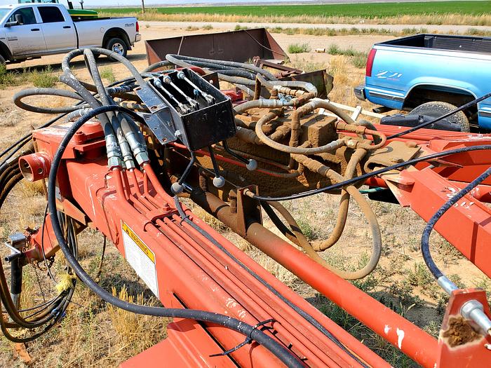 Used 2006 New Holland 216 Rake