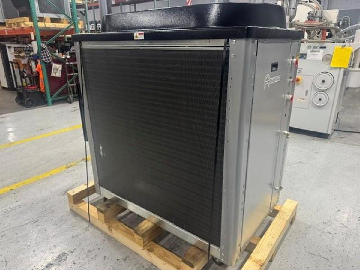 10-Ton Advantage MGD-10A Air-Cooled Chiller (2026)