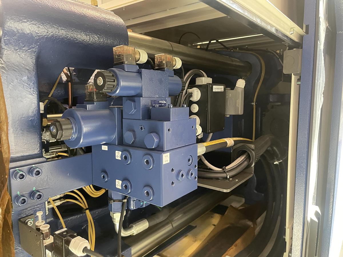 135 Ton, 6.83 oz Haitian ZEV 1200/210 Injection Molding Machine (2024)