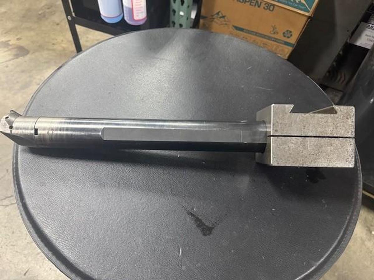 Used Valenite HBN-1830 2" Diameter Boring Bar