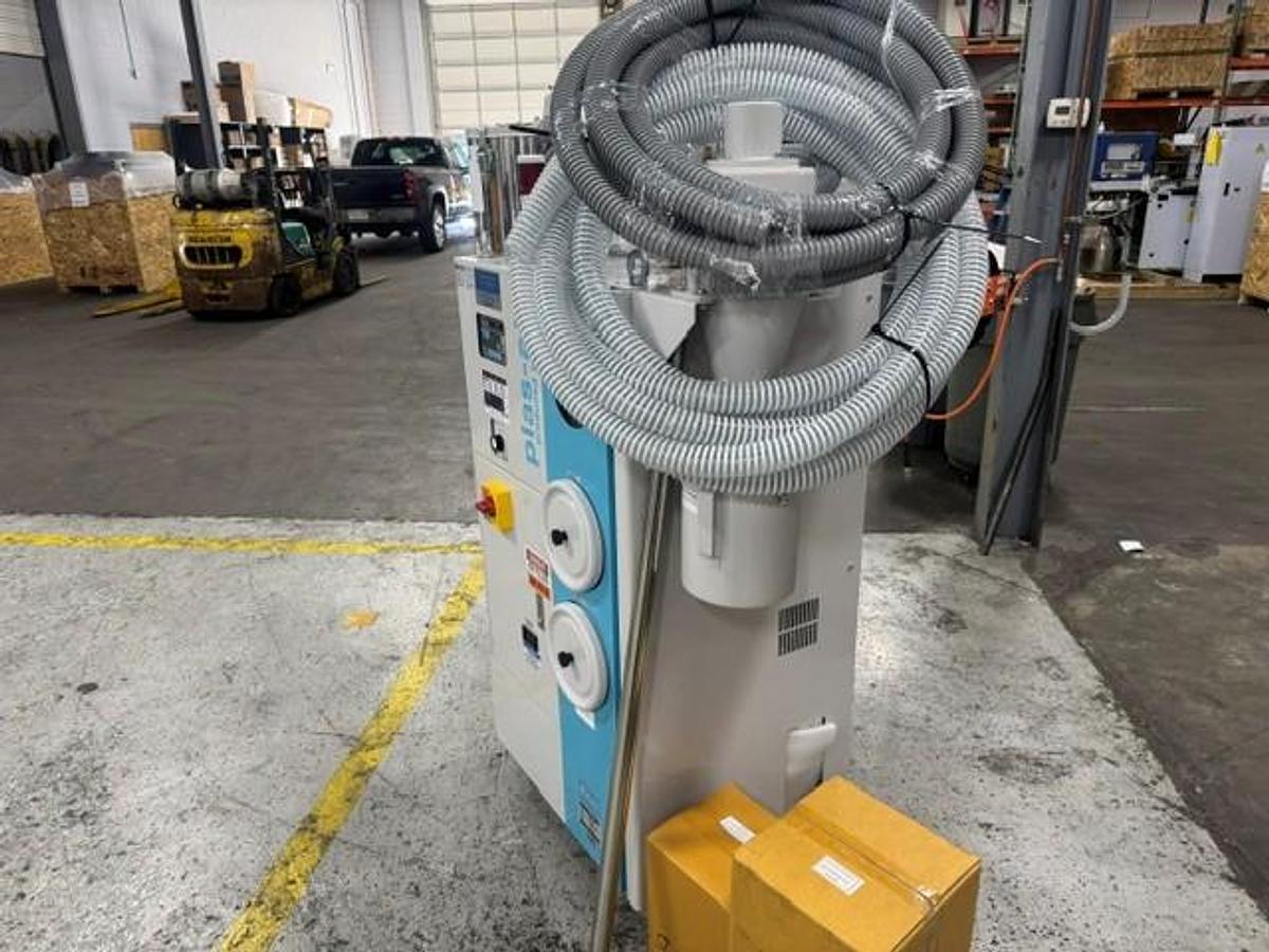 30 lb./hr Matsui MJ3-25U Material Dryer with 55 lb. Hopper (2026)