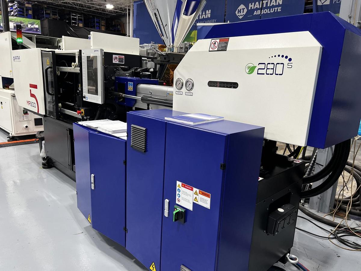 101 Ton, 4.86 oz Haitian MAV 900/280 Injection Molding Machine (2024)