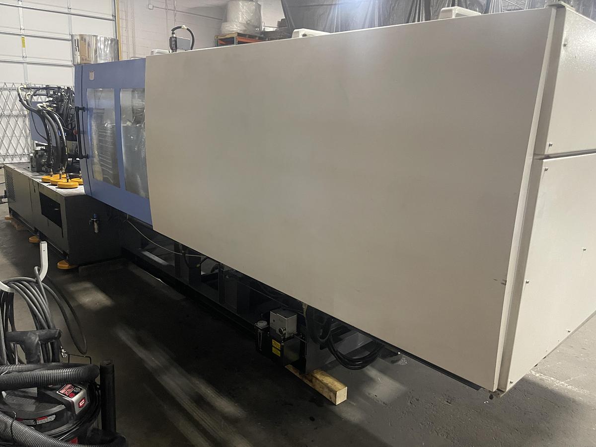 Used 360 Ton, 29.81 Oz., Haitian MA 3200/1700 Injection Molding Machine (2011)