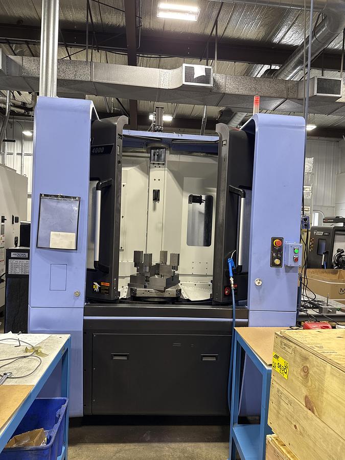 Used Doosan NHP-4000 CNC HMC 2022