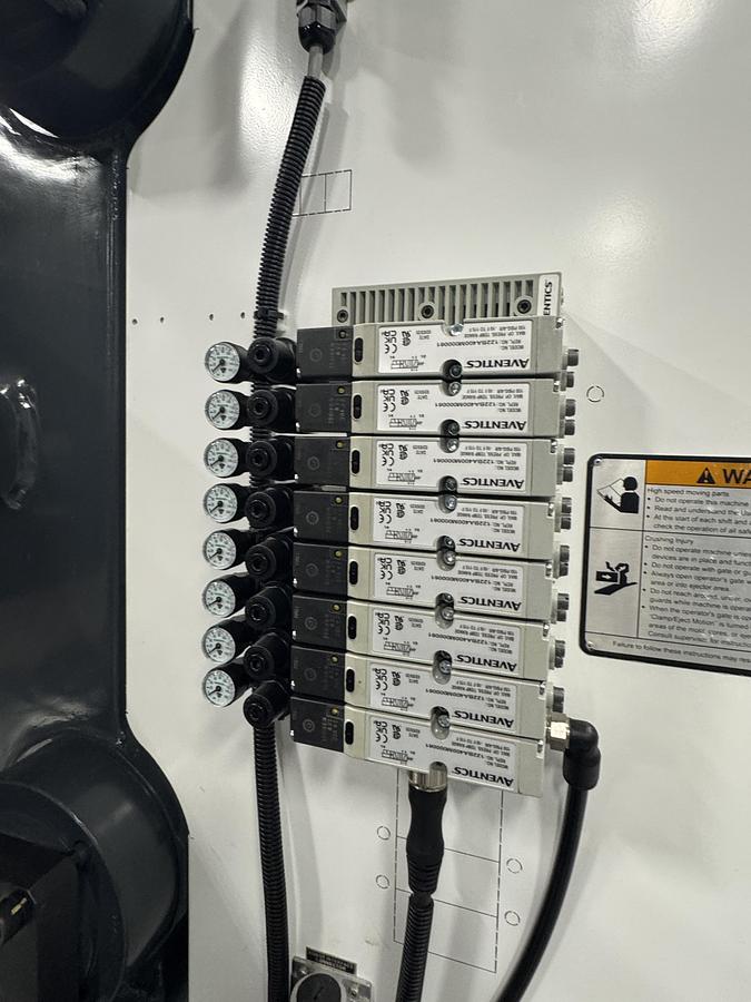 Used 315 Ton, 26 Oz., Q-Series Milacron Injection Molding Machine (2024)