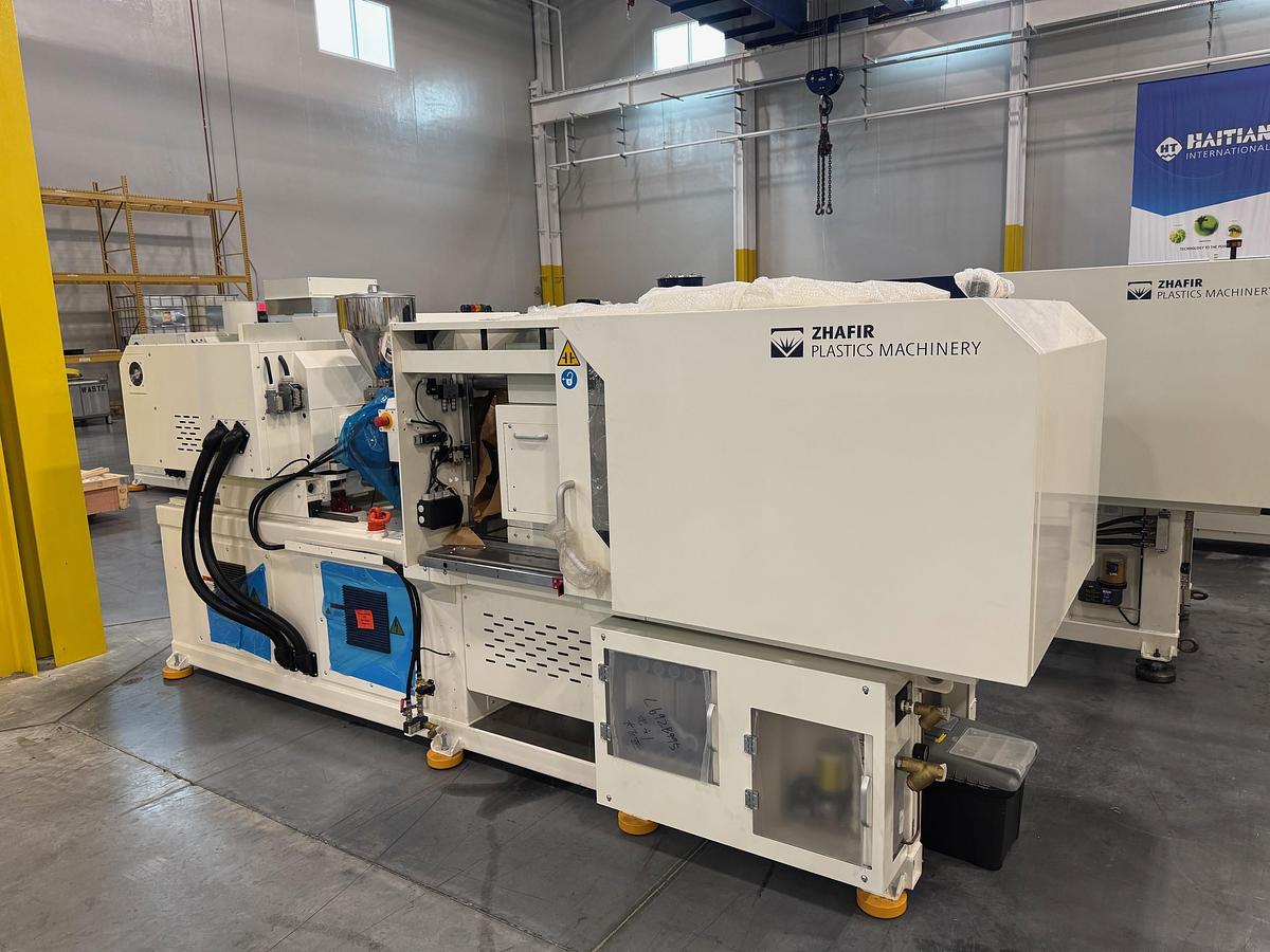 101 Ton, 1.16 Oz., Haitian Zhafir VEIII 900/120h Injection Molding Machine (2023)