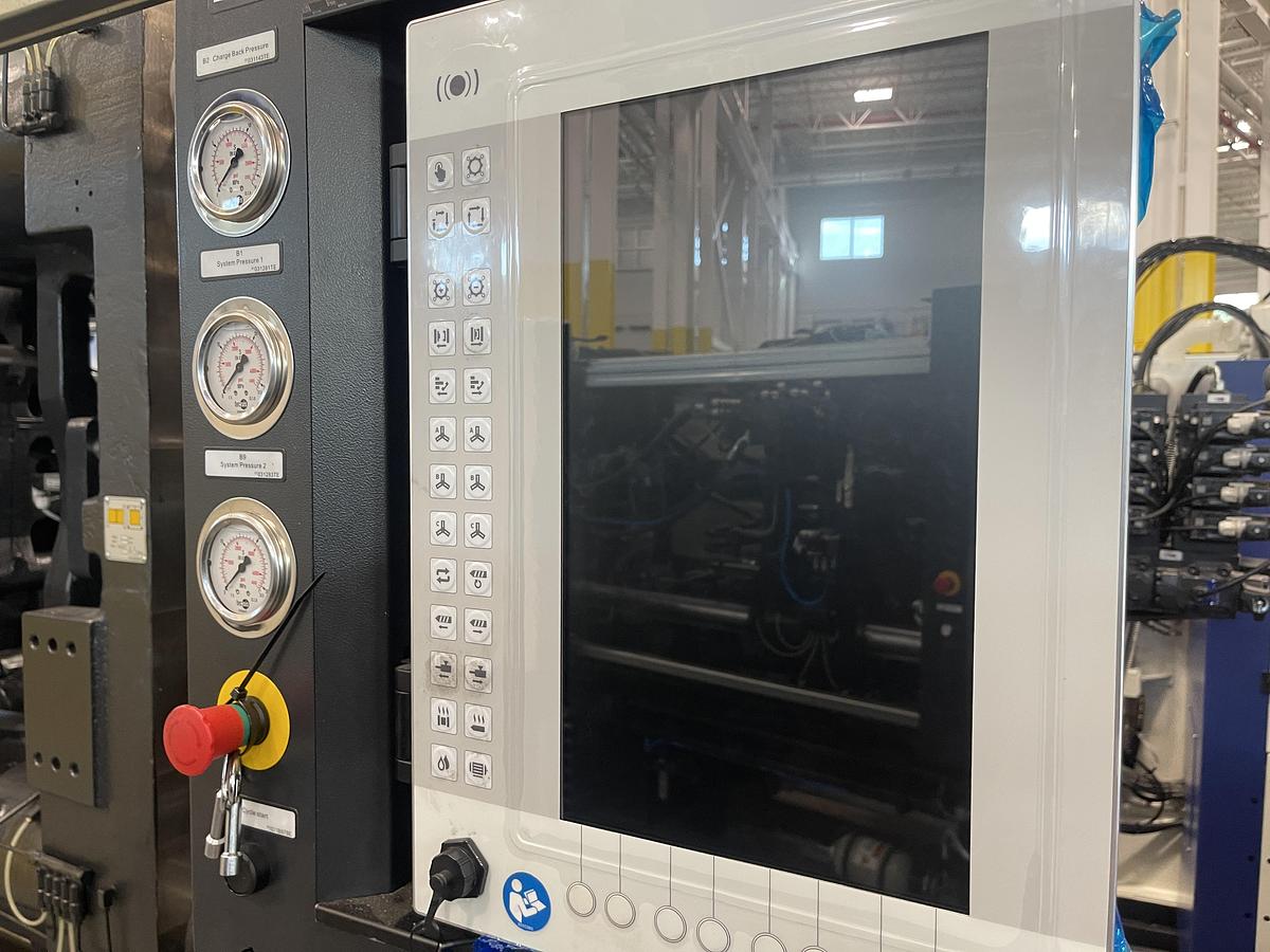 596 Ton, 91.73 oz Haitian MAV 5300/5000 Injection Molding Machine (2025)