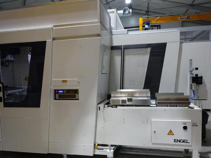 Used 449 Ton, 15.24 oz. Tiebarless Engel Injection Molding Machine