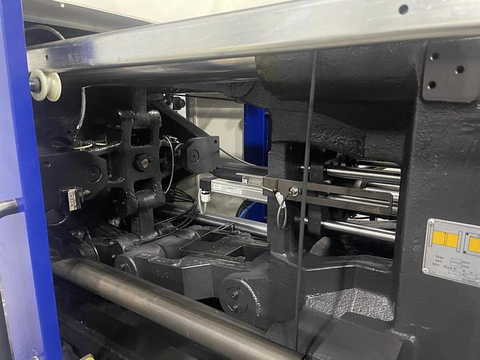 Used 180 Ton, 12.64 Oz., Haitian MAIII 1600/570 Injection Molding Machine (2022)