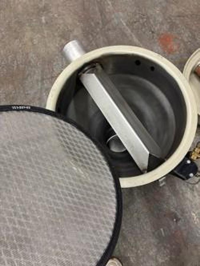 Used Conair DL Series Vacuum Material Receiver