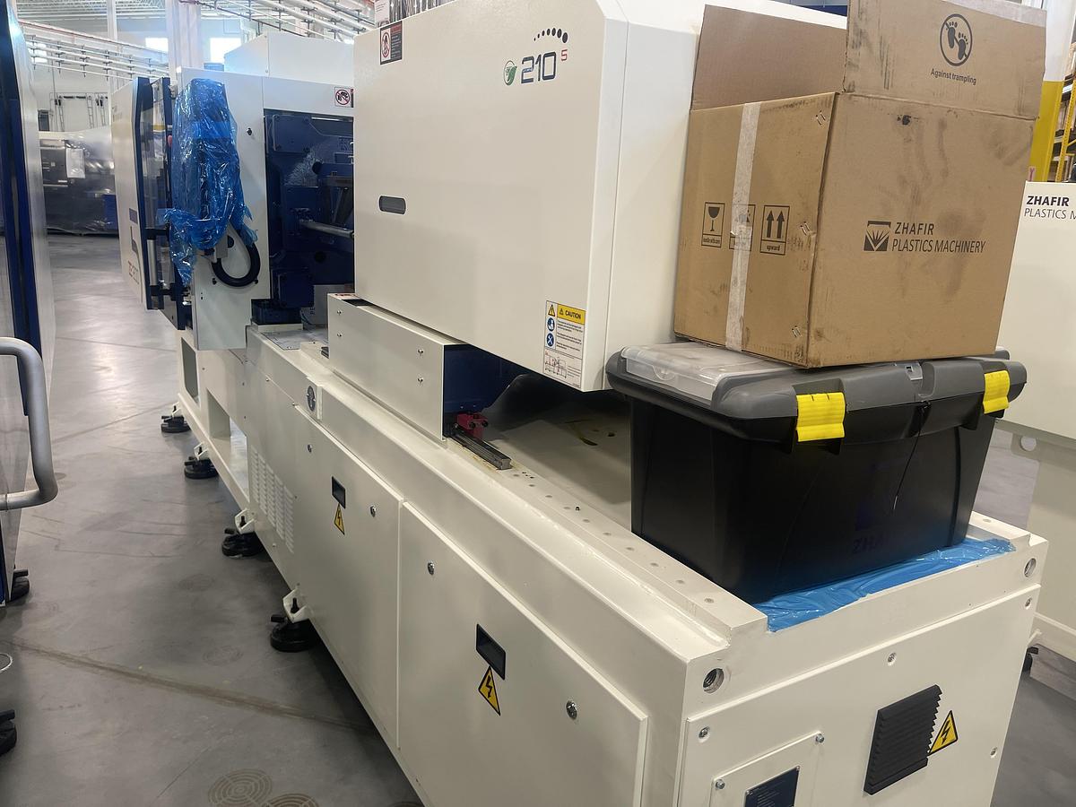 135 Ton, 3.21 oz Haitian ZEV 1200/210 Injection Molding Machine (2024)