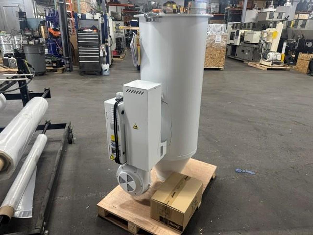 *Shini Hot Air Drying Hopper 460V