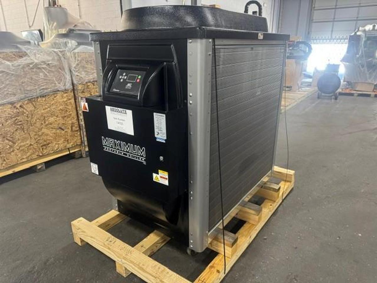 10-Ton Advantage MGD-10A Air-Cooled Chiller (2026)