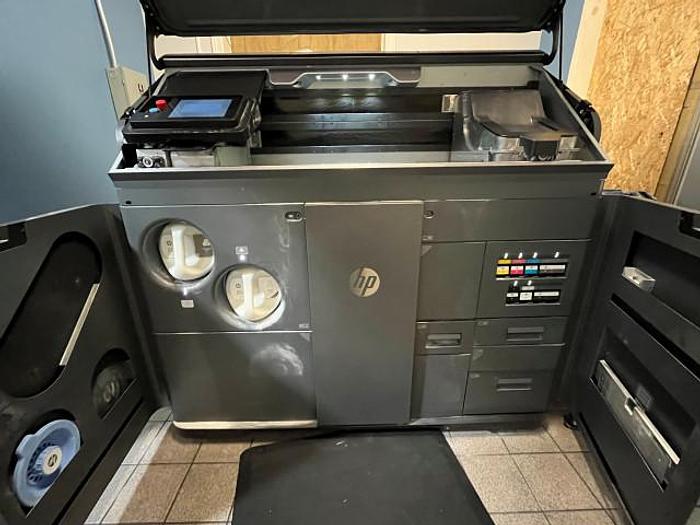 Used HP Jet Fusion 580 3D Color Printer