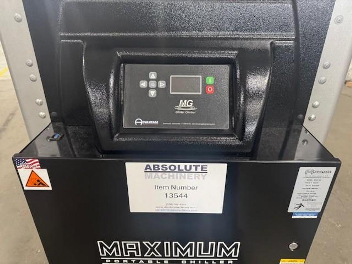 Advantage 10 Ton Air-Cooled Chiller 460V