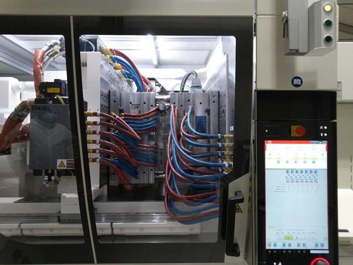 Used 449 Ton, 15.24 oz. Tiebarless Engel Injection Molding Machine