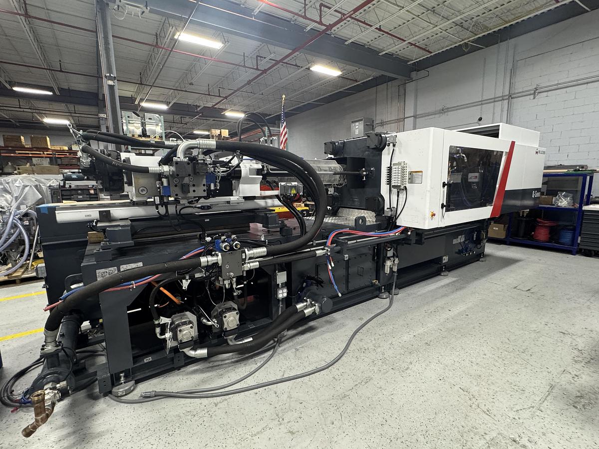 Used 315 Ton, 26 Oz., Q-Series Milacron Injection Molding Machine (2024)