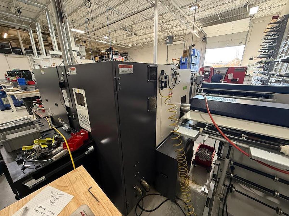 Used 2018 Okuma GENOS L300-M-e Lathe w/ Bar Feeder and Conveyor