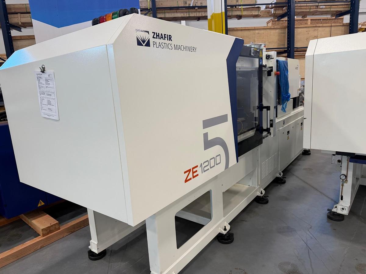 135 Ton, 3.21 Oz., Haitian ZEV 1200/210 Injection Molding Machine