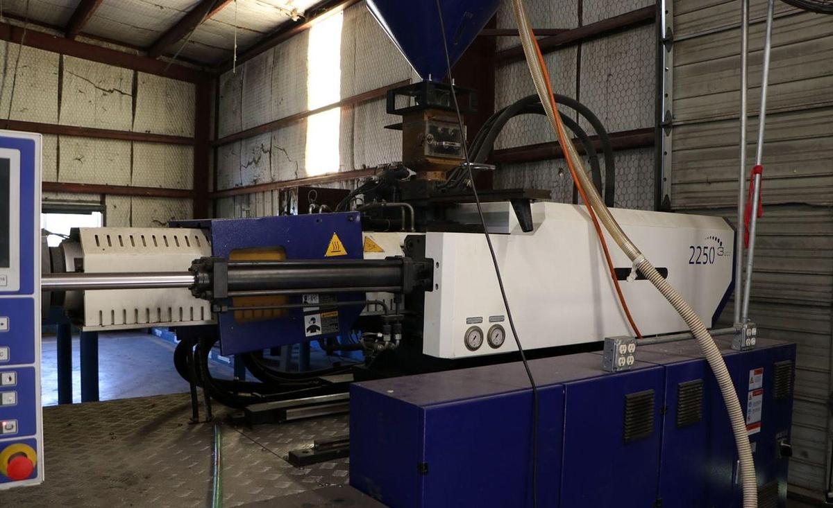 Used 427 Ton, 45.68 Oz. Haitian MARSIII3800/2250eco Injection Molding Machine