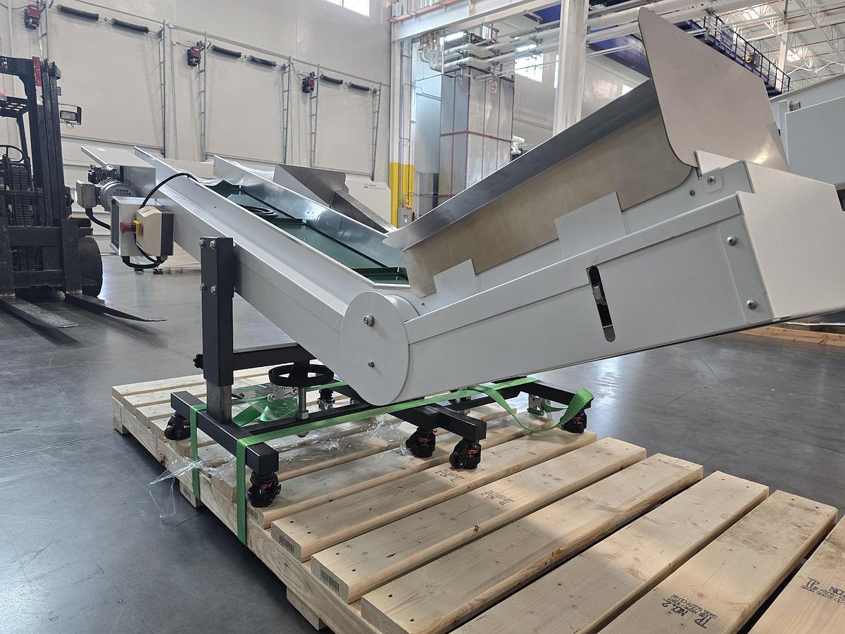 Shini Adjustable Nose Over Conveyor (2026)