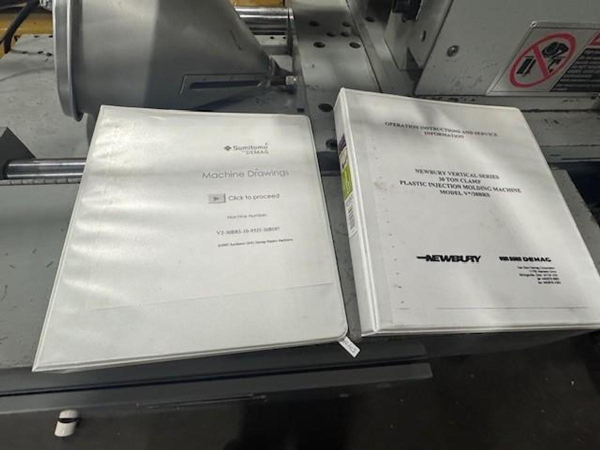 Used 30 Ton, 2 oz Newburry V2-30 Vertical Injection Molding