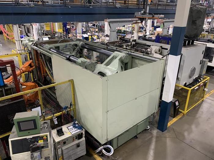 Used 943 Ton, 201.2 oz. Nissei Injection Molding Machine