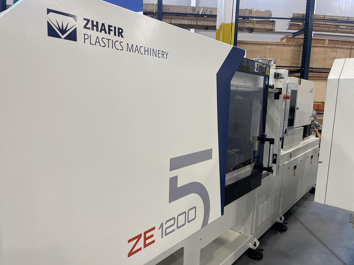 135 Ton, 3.21 Oz., Haitian ZEV 1200/210 Injection Molding Machine