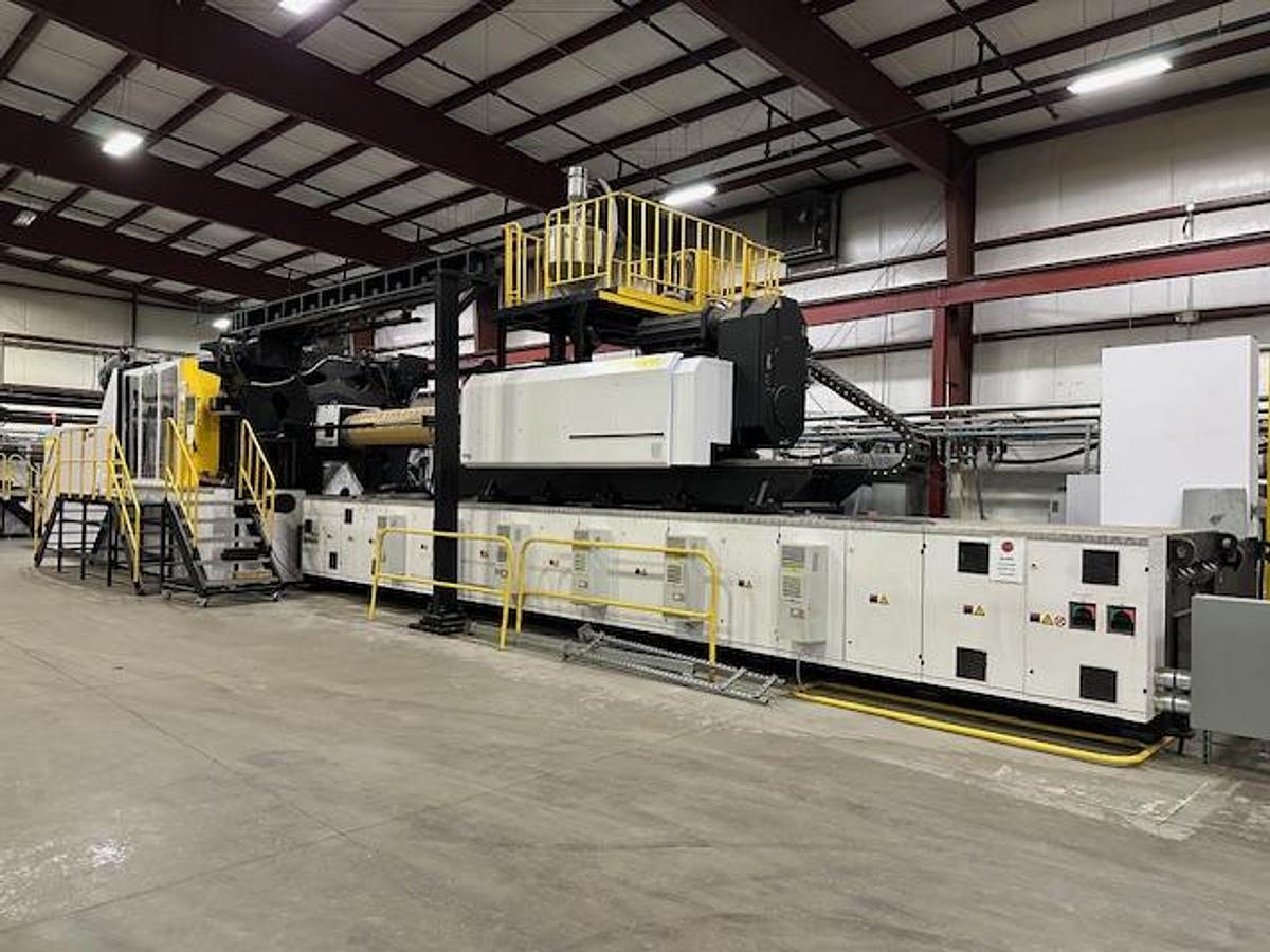 Used 3,300 Ton 1,029 oz Borche BU3300-V Injection Molding Machine with Yaskawa Robot (2024)