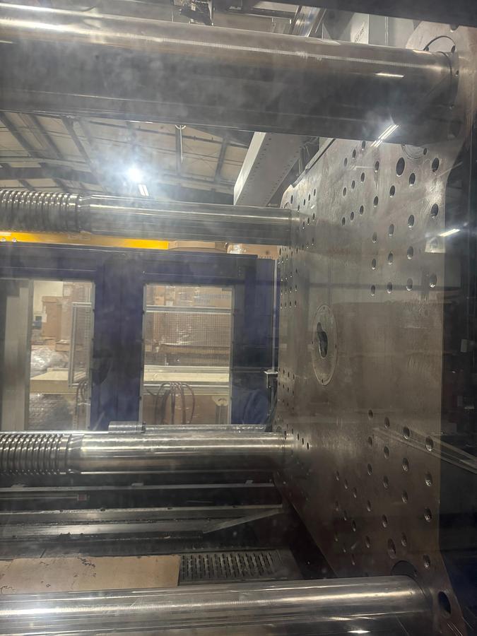 Used Not Ready - 1012 Ton, 118.3 Oz., Haitian JUII 9000/6800-B Injection Molding Machine