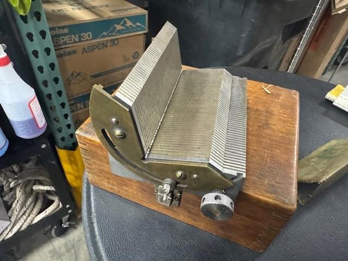 Used Anton Machine Works V Block