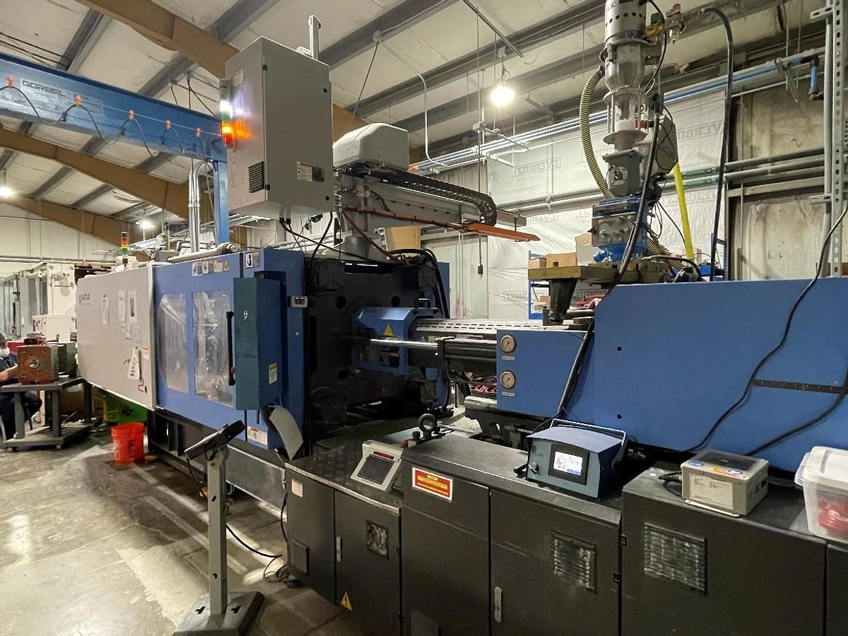 Used 427 Ton, 86.8 oz Haitian MA 3800/2250 Series II Injection Molding Machine (2013)
