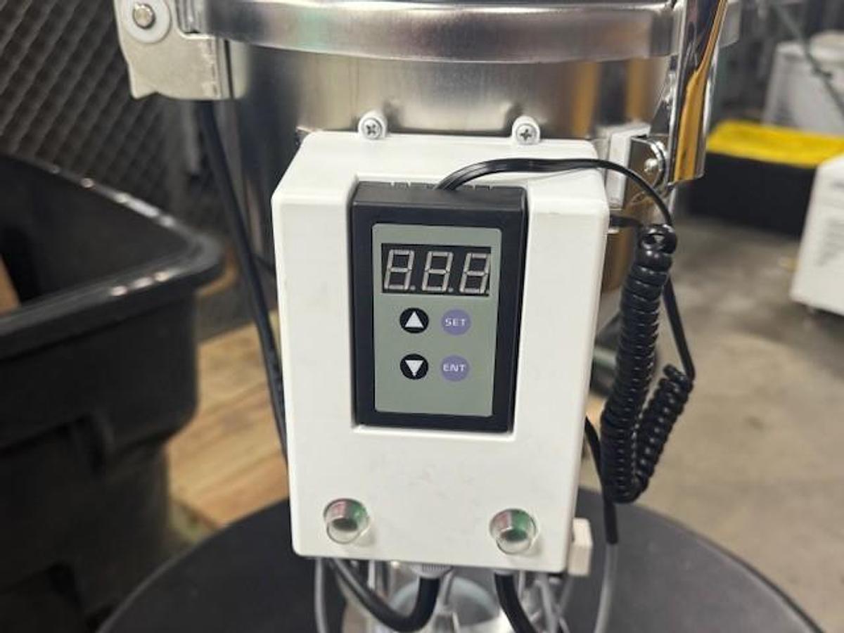 440 lbs./hr. Shini Vacuum Hopper Loader with Sight Glass