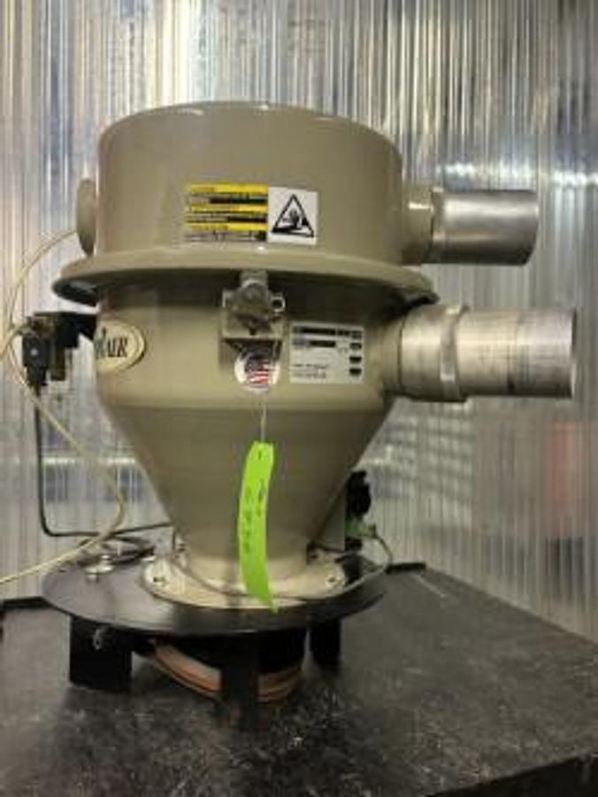 Used Conair DL Series Vacuum Material Receiver 24VDC, 0.2 FLA