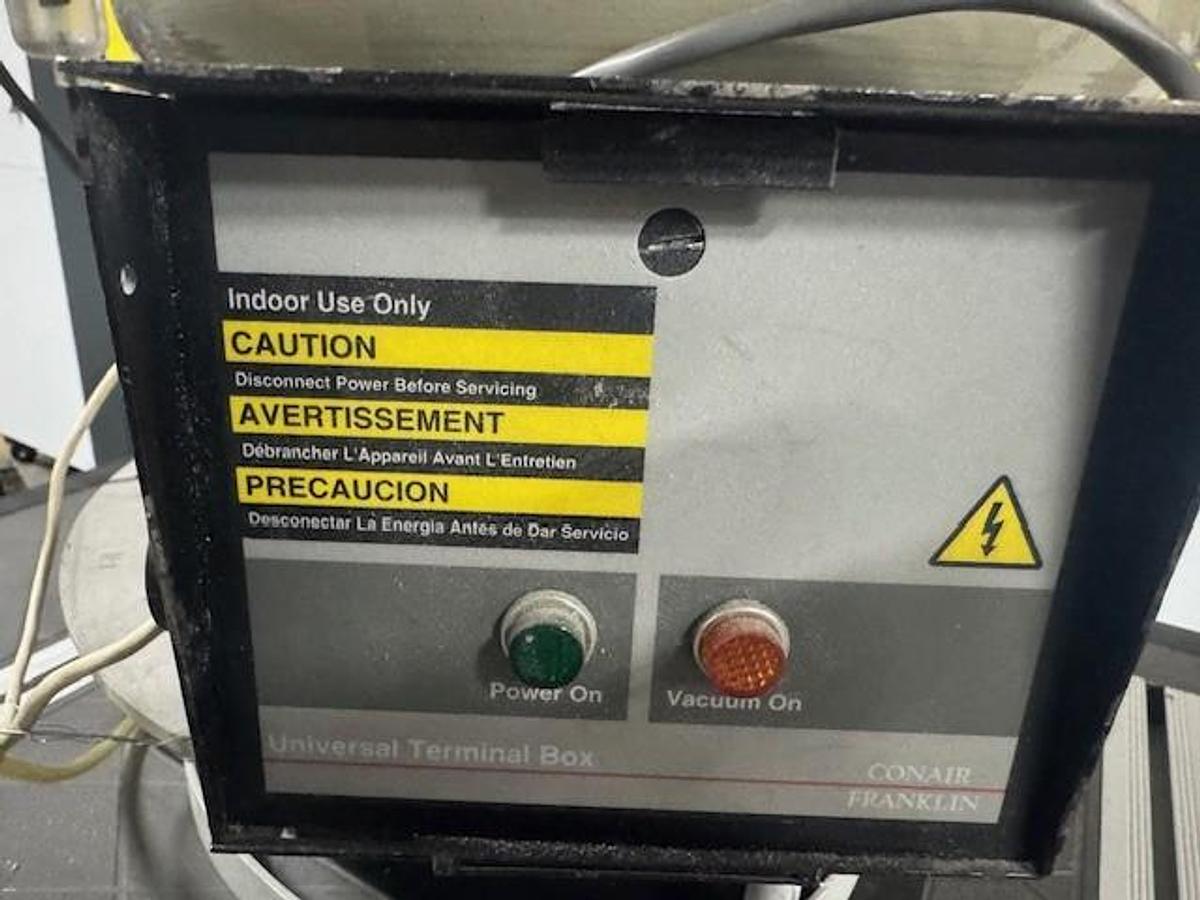 Used Conair DL Series Material Receiver