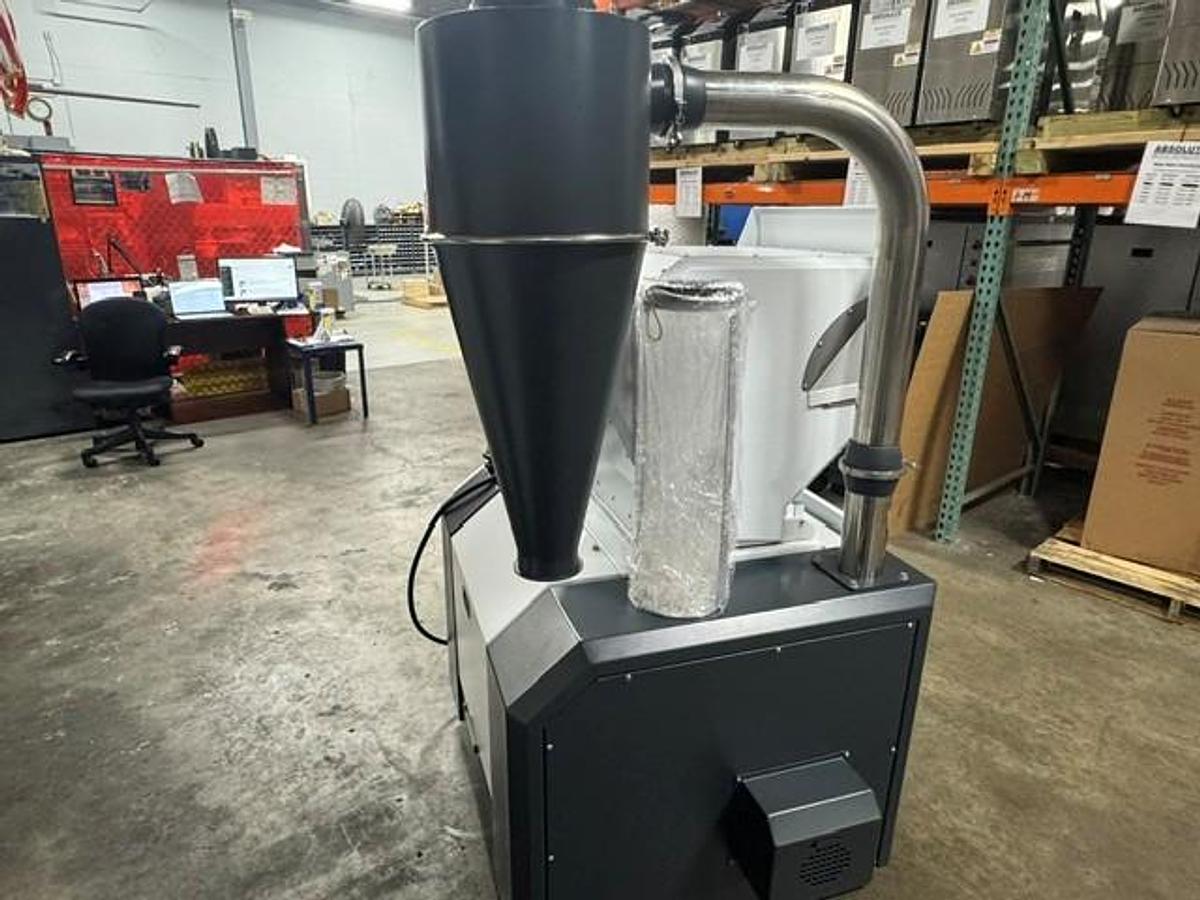 16.9 HP Shini SG-2348 Beside the Press Granulator with Blower and Cyclone (2026)