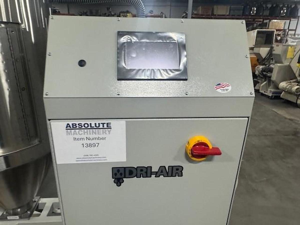60 lbs/hour Dri-Air Material Dryer With 200 lb. Capacity Hopper (2026)