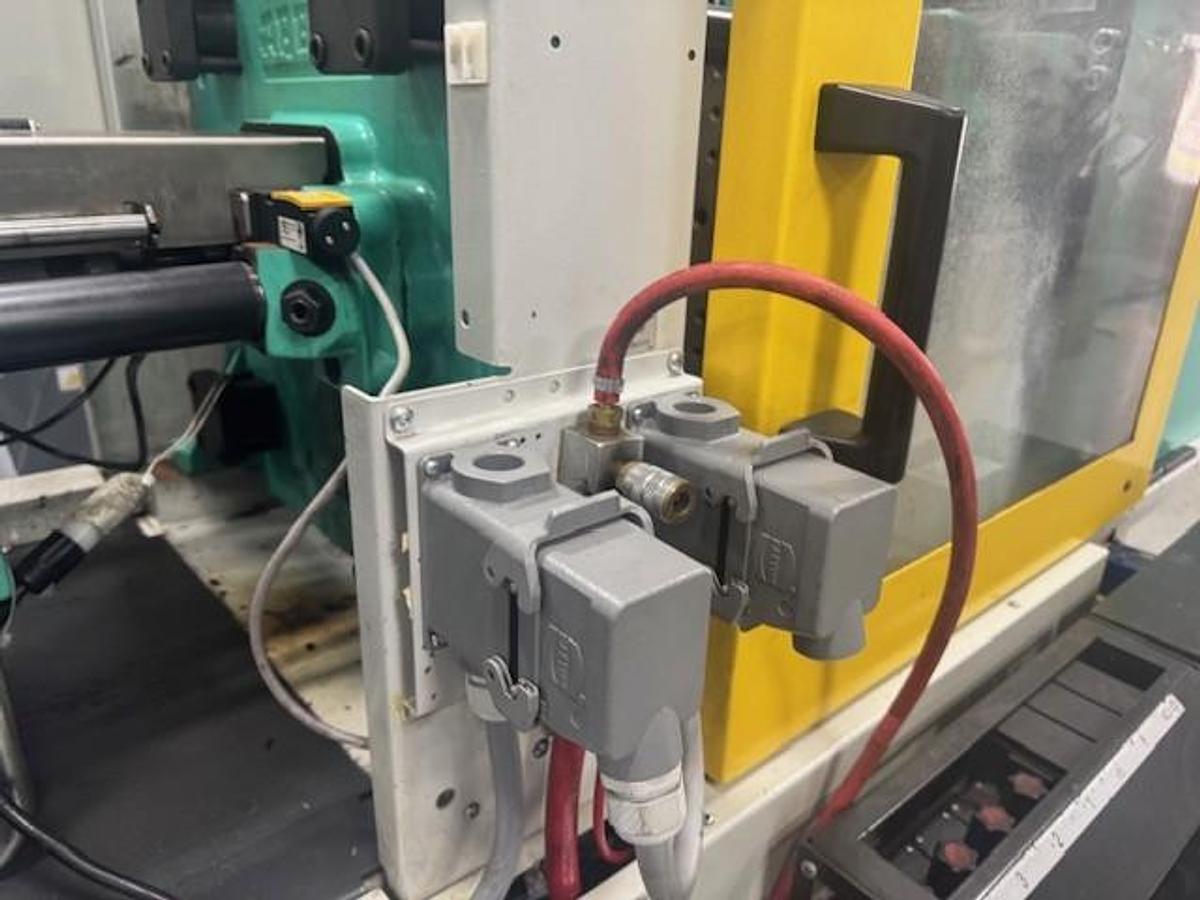 Used 55 Ton, 2.7 Oz., Arburg Allrounder 320C 500-170 Golden Edition (2011)