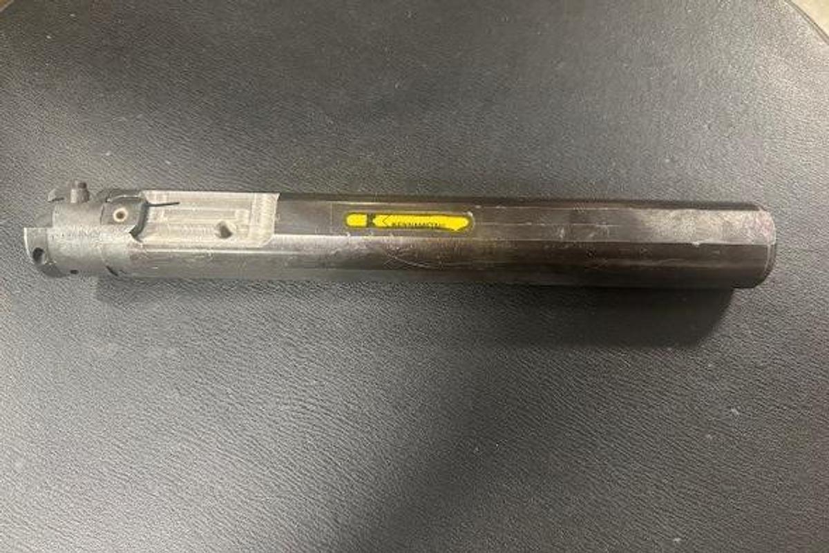 Used Kennametal 2" Diameter Boring Bar