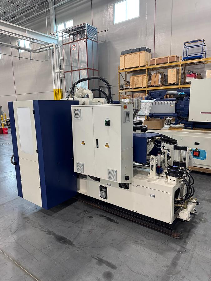 2024 51-ton, 3.8 oz TAYU Vertical Injection Molding Machine