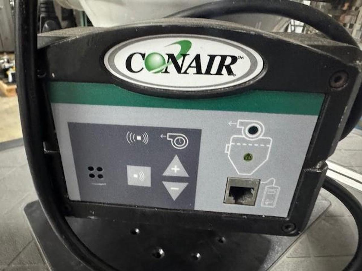 Used Conair DB-8 Self Contained Material Loader