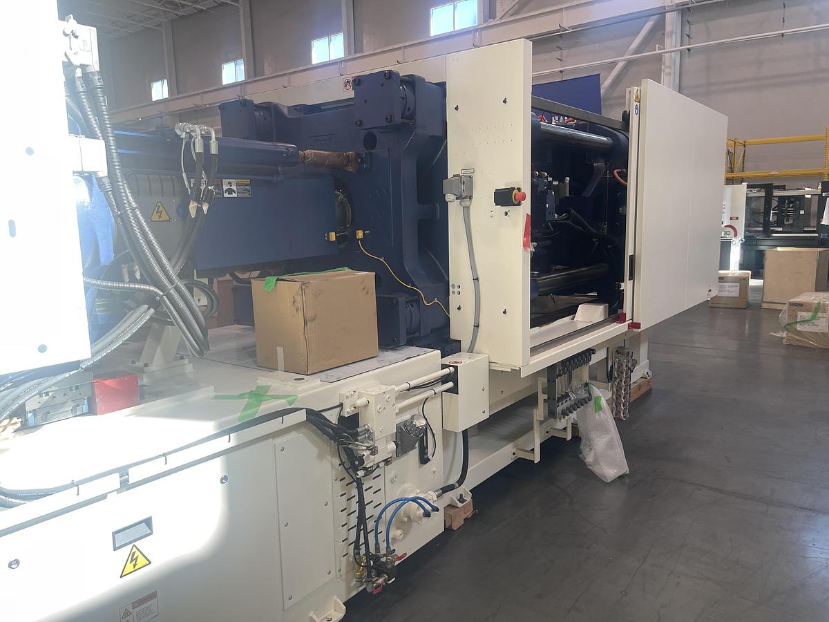 405 Ton, 39.73 oz Niigata MZ 3600/2250 Injection Molding Machine (2025)