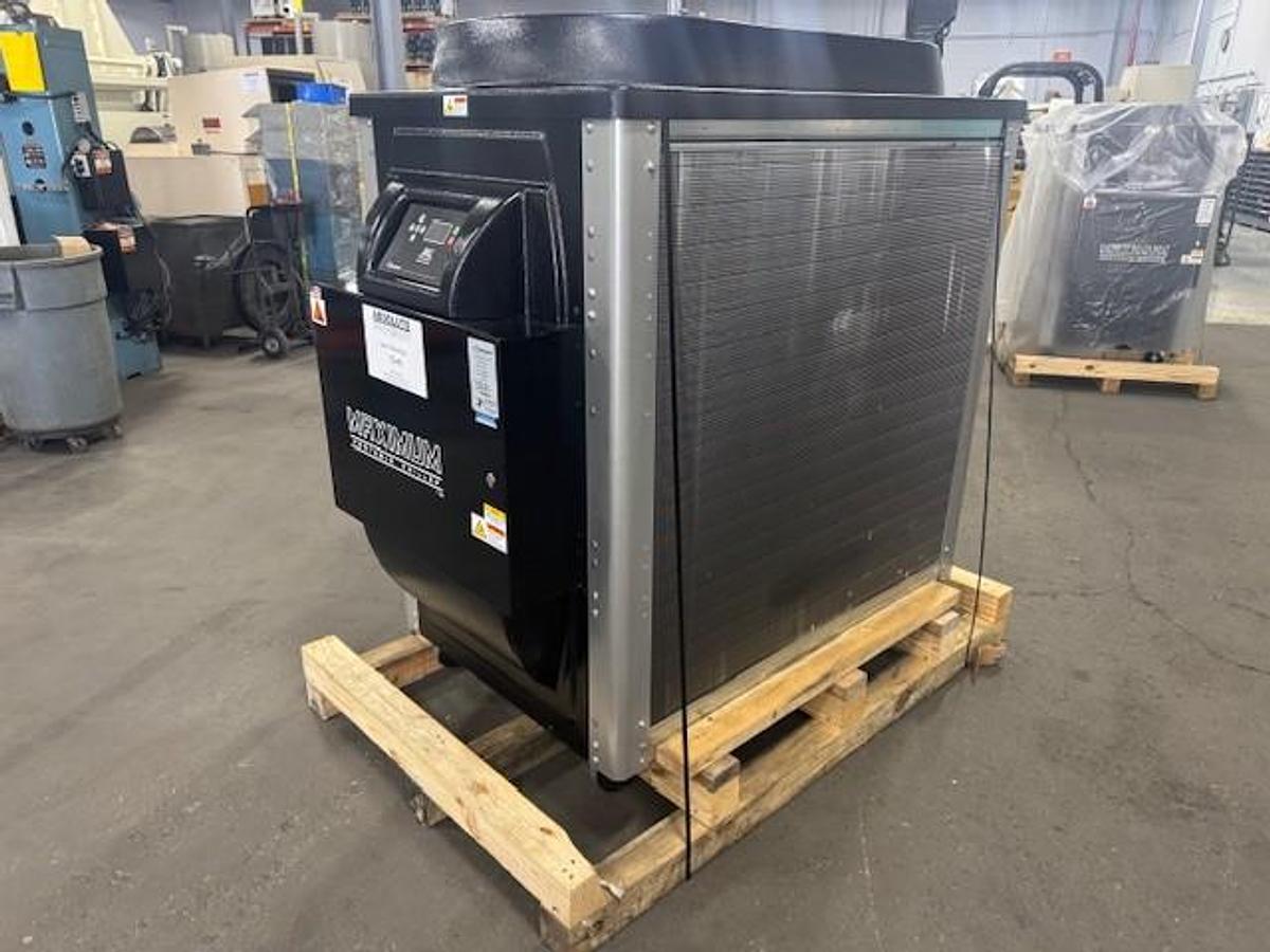 Advantage 10 Ton Air-Cooled Chiller 460V