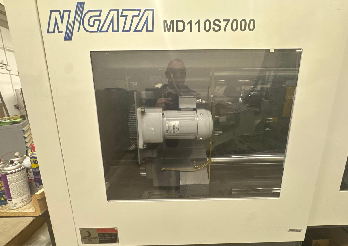 Used 110 Ton, 6.53 Oz., Niigata All-Electric MD-Series Injection Molding Machine
