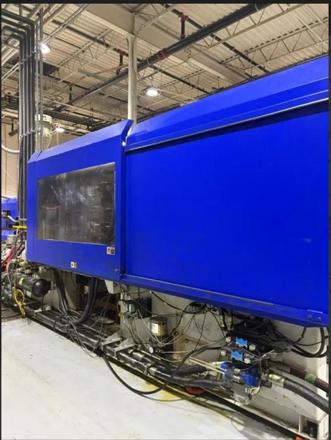 Used 650 Ton, 89.6 oz Van Dorn 650HT-4300 Injection Molding Machine (2006)
