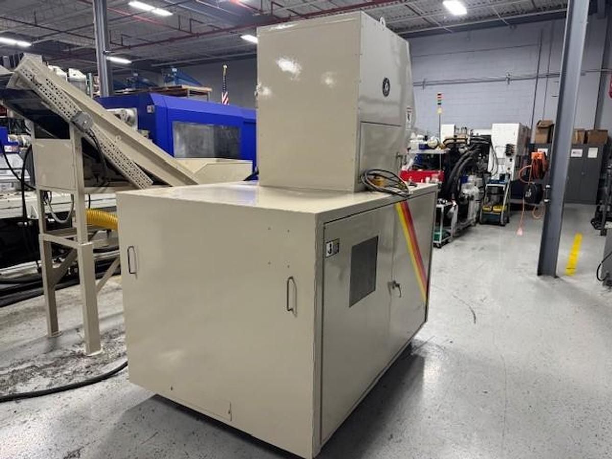 Used Not Ready - Ball & Jewell Granulator W/ Dust Collecting System