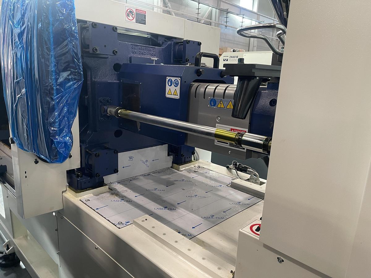 135 Ton, 6.83 oz Haitian ZEV 1200/210 Injection Molding Machine (2024)