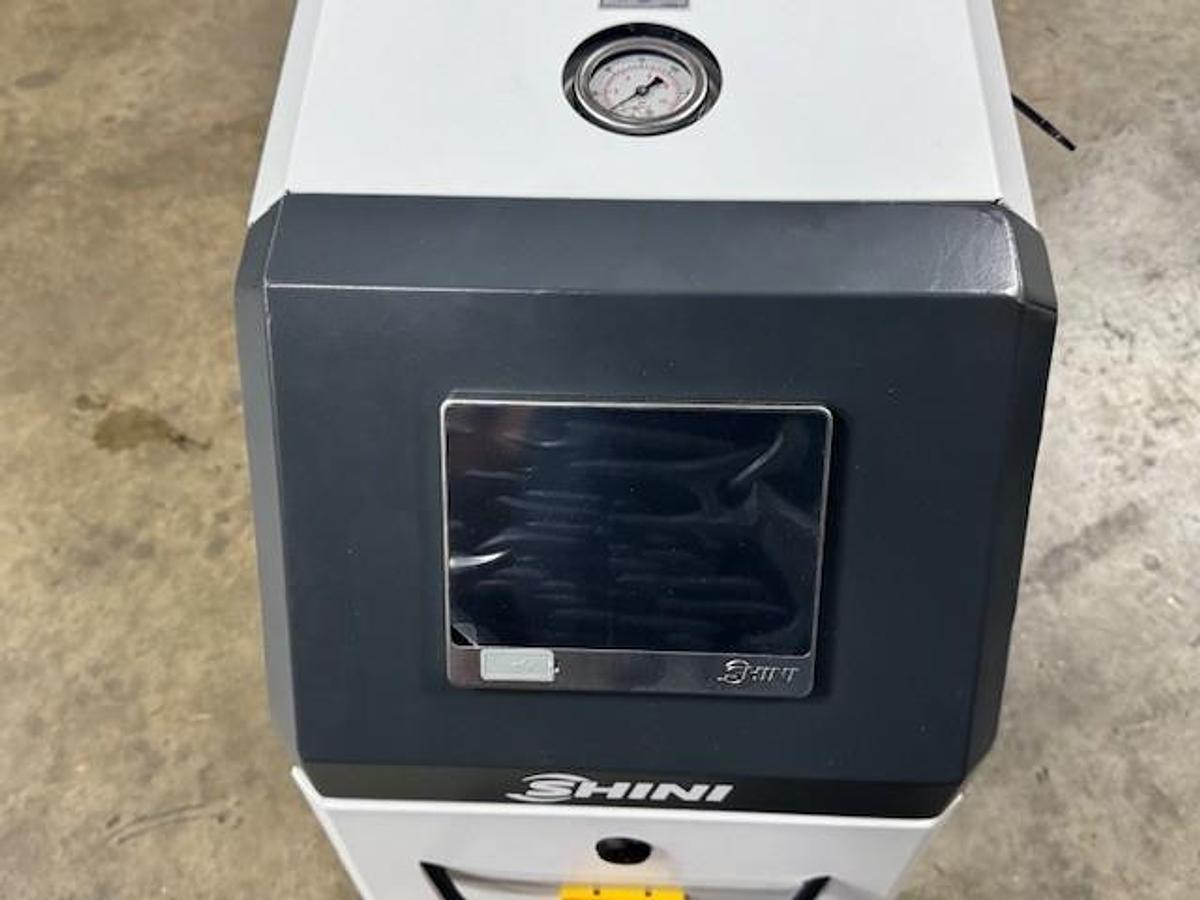 1 HP Shini Water Temperature Control Unit 460V