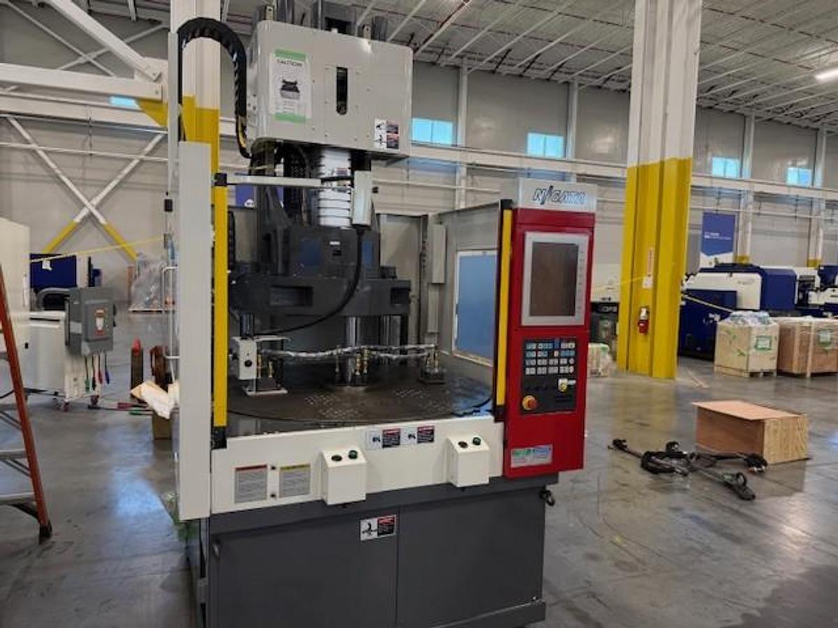 112 Ton, 2.4 Oz. Niigata Vertical 2-Station Rotary Injection Molding Machine (2022)